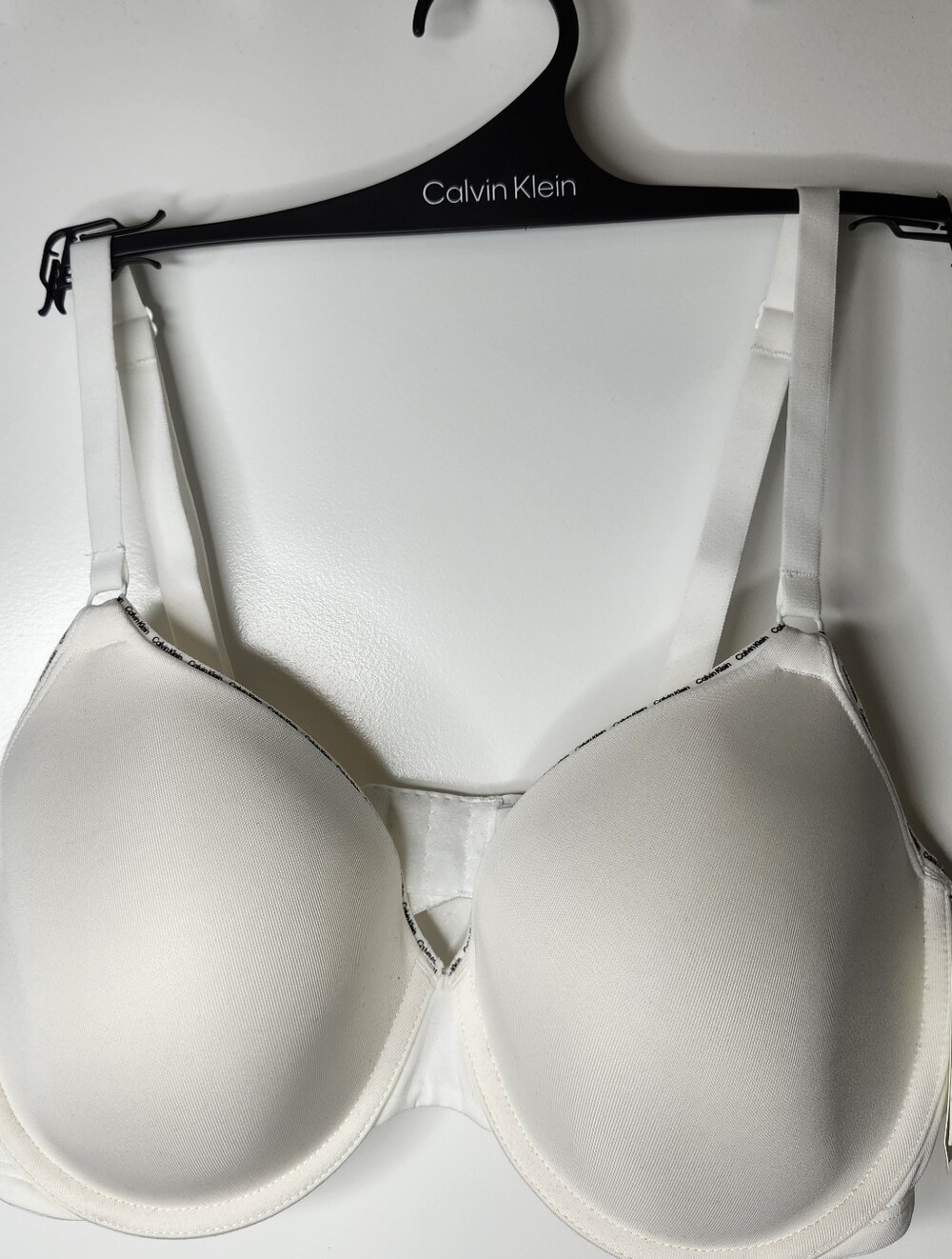 Calvin Klein Bra Lightly Padded T-Shirt Bra White Black CK‎ Trim 38C NEW